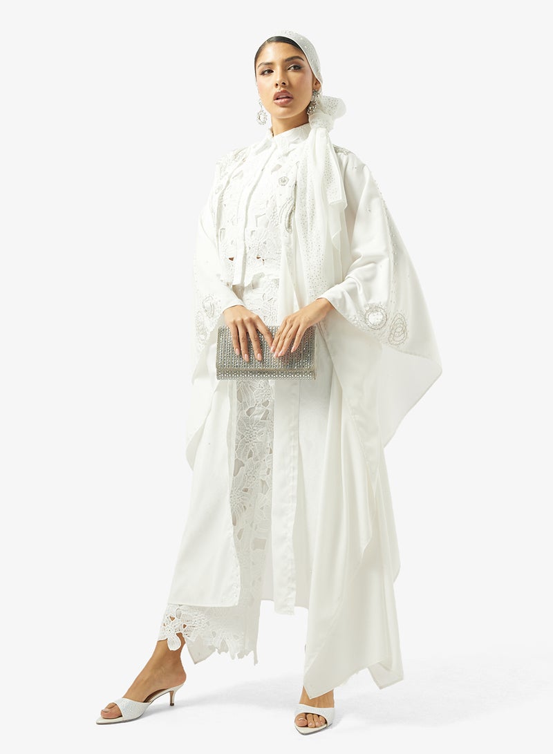 Khizana Embellished Abaya - Image 5